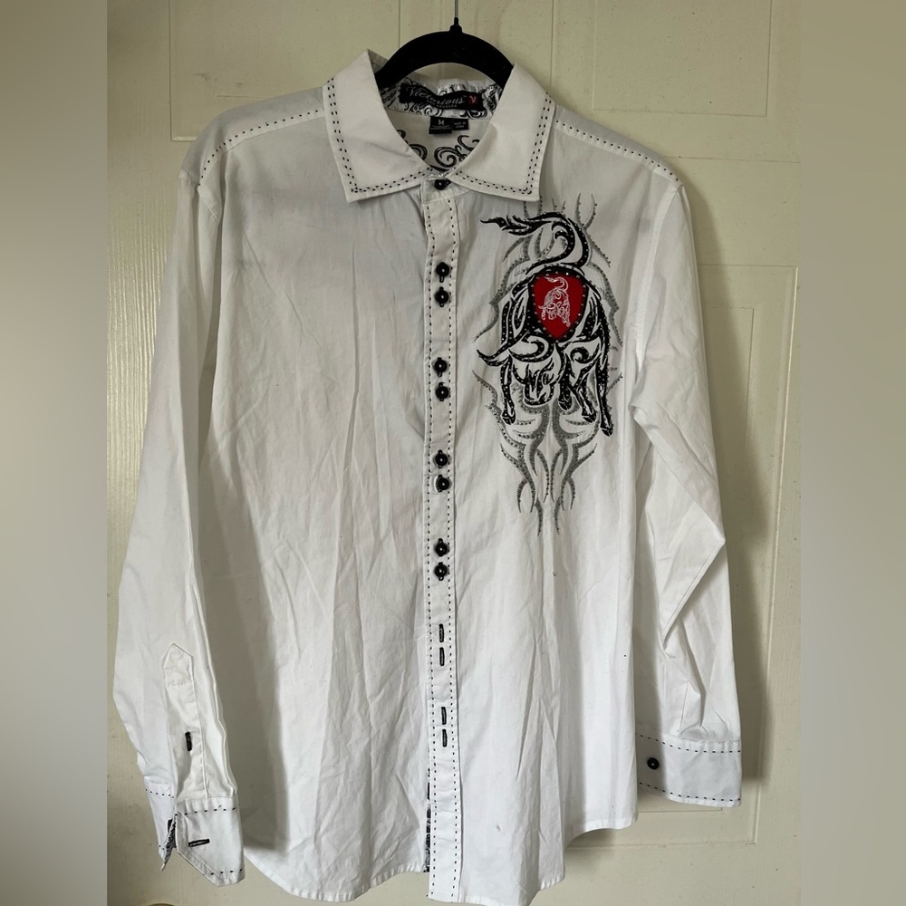 Victorious Los Angeles Western Bull Fighting Button-down Shirt